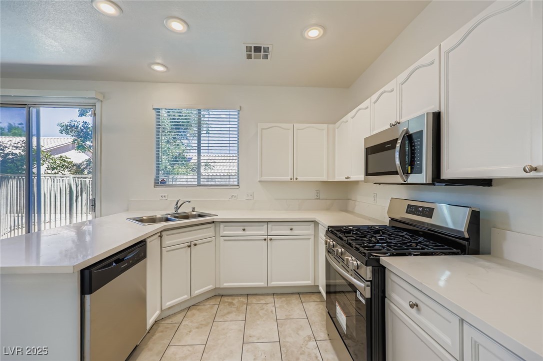 1030 Country Skies Avenue