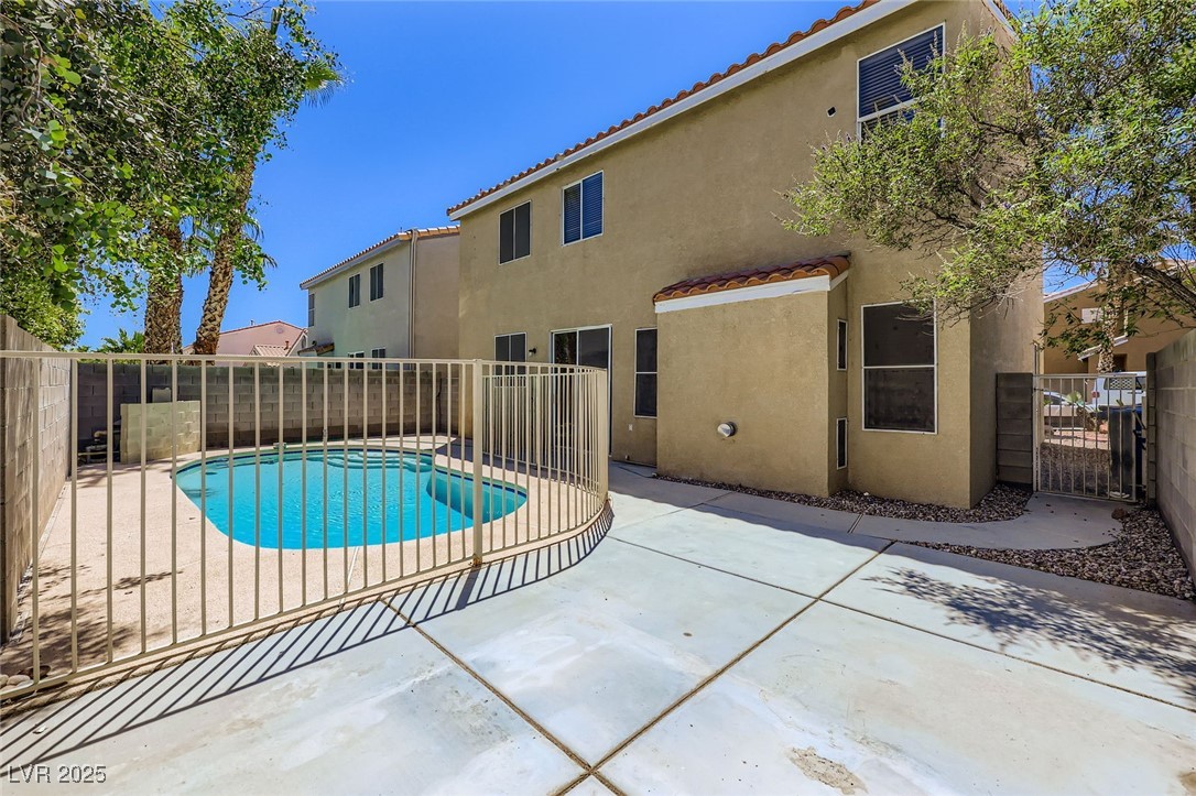 1030 Country Skies Avenue