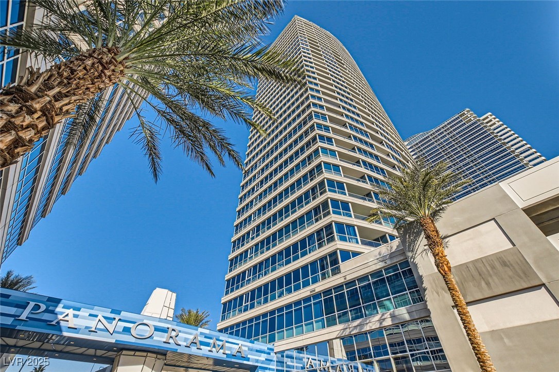 4525 Dean Martin Drive 2001