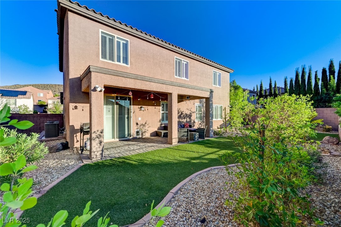 2176 De Narvik Drive