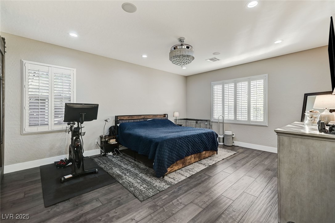2176 De Narvik Drive