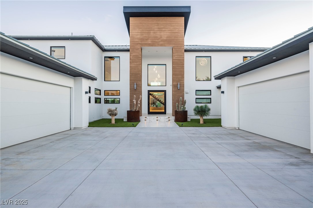 7815 West La Madre Way