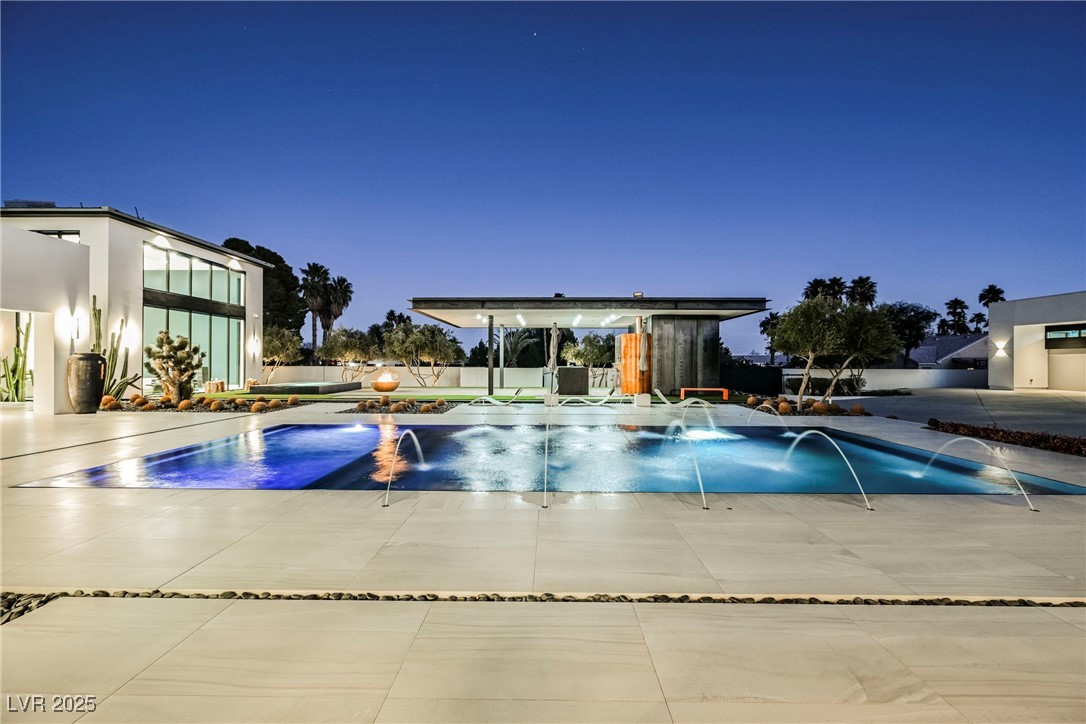 7815 West La Madre Way