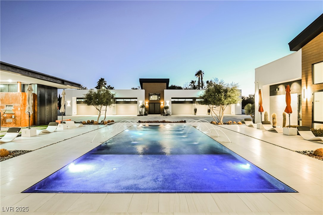 7815 West La Madre Way