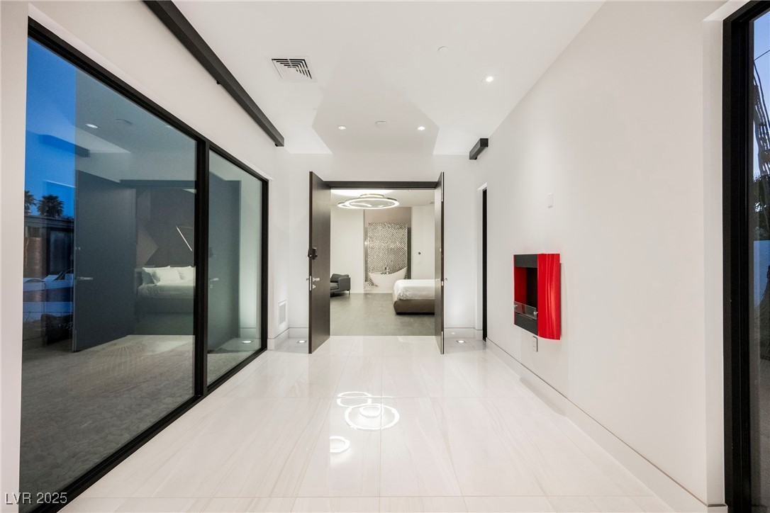 7815 West La Madre Way