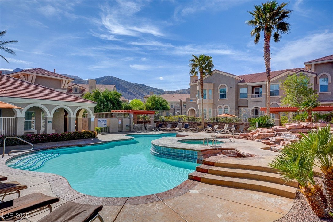 10550 West Alexander Road 1083