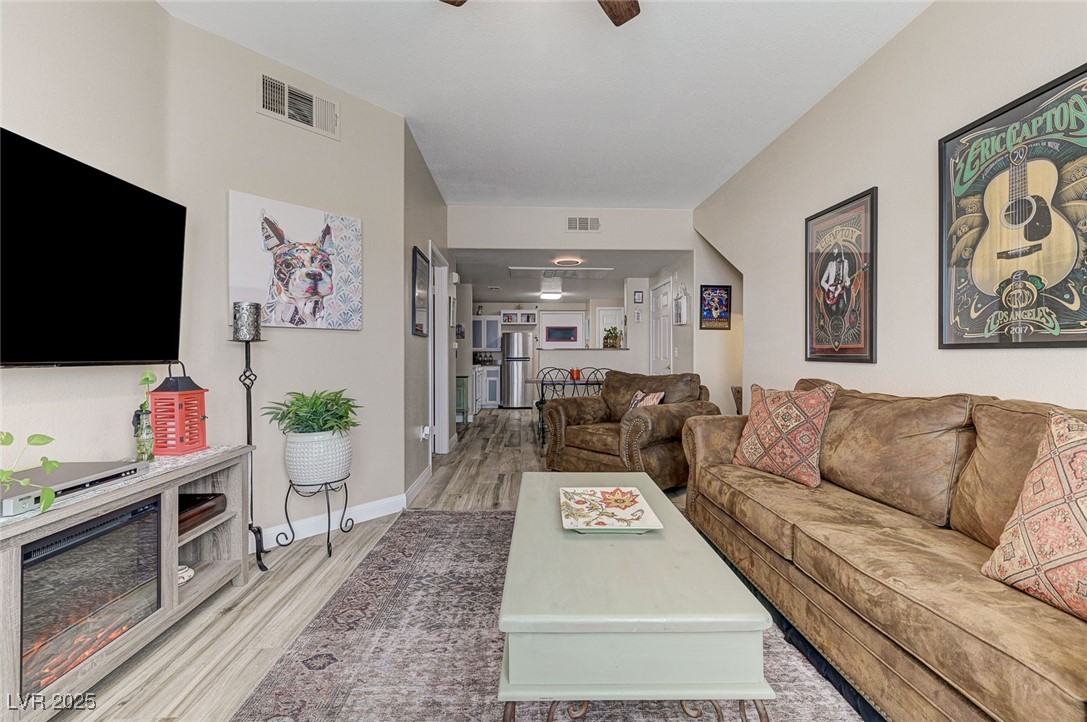 10550 West Alexander Road 1083