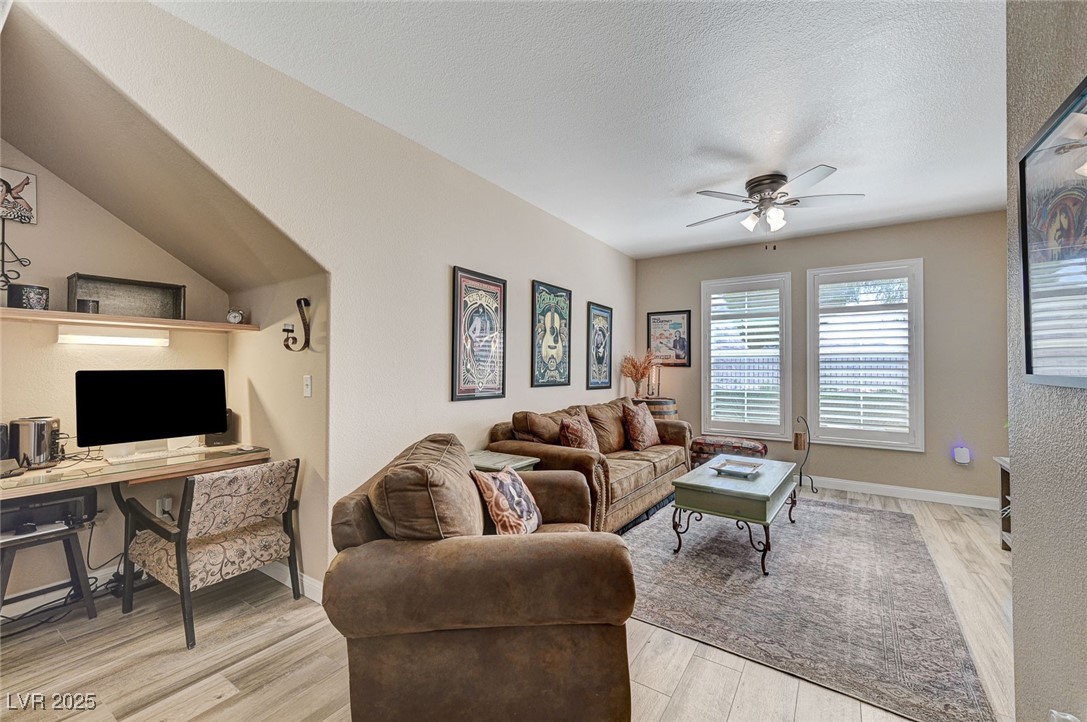 10550 West Alexander Road 1083