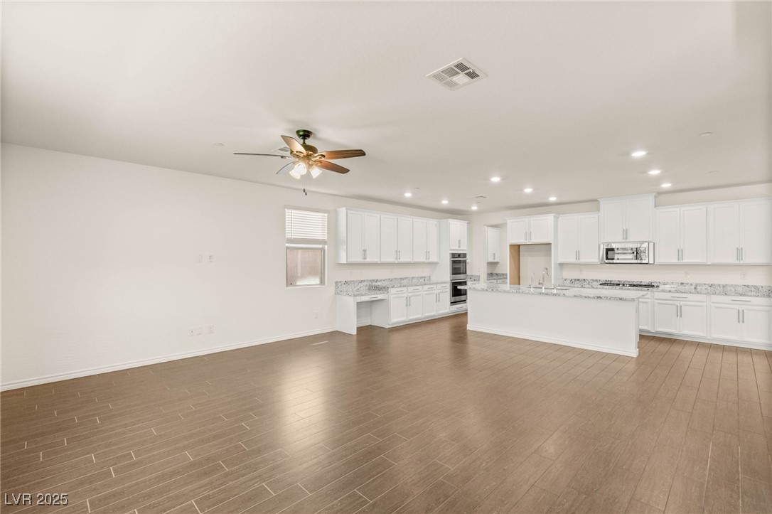 3132 Mossfield Avenue