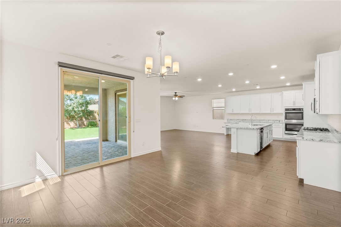 3132 Mossfield Avenue