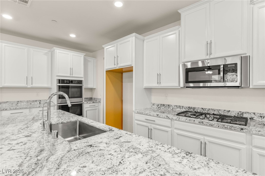 3132 Mossfield Avenue