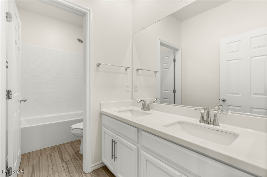 3132 Mossfield Avenue