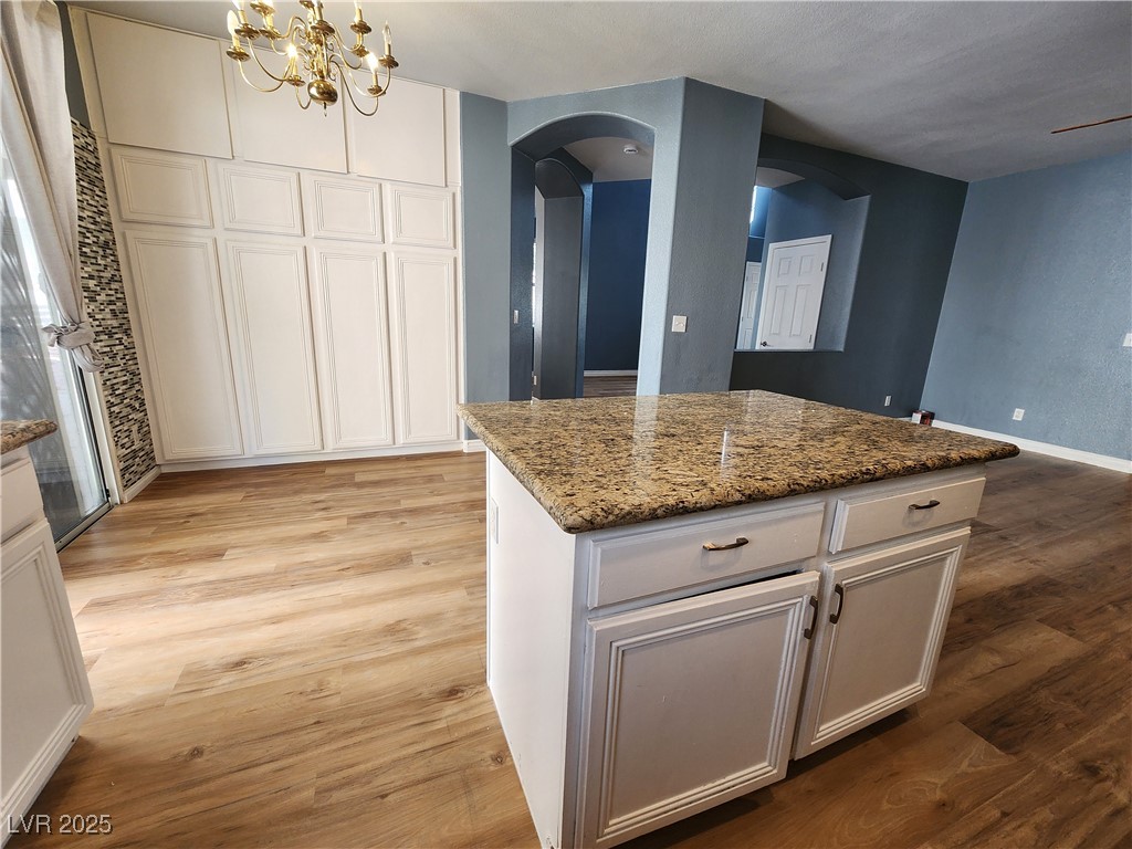 1805 Grand Rodeo Street