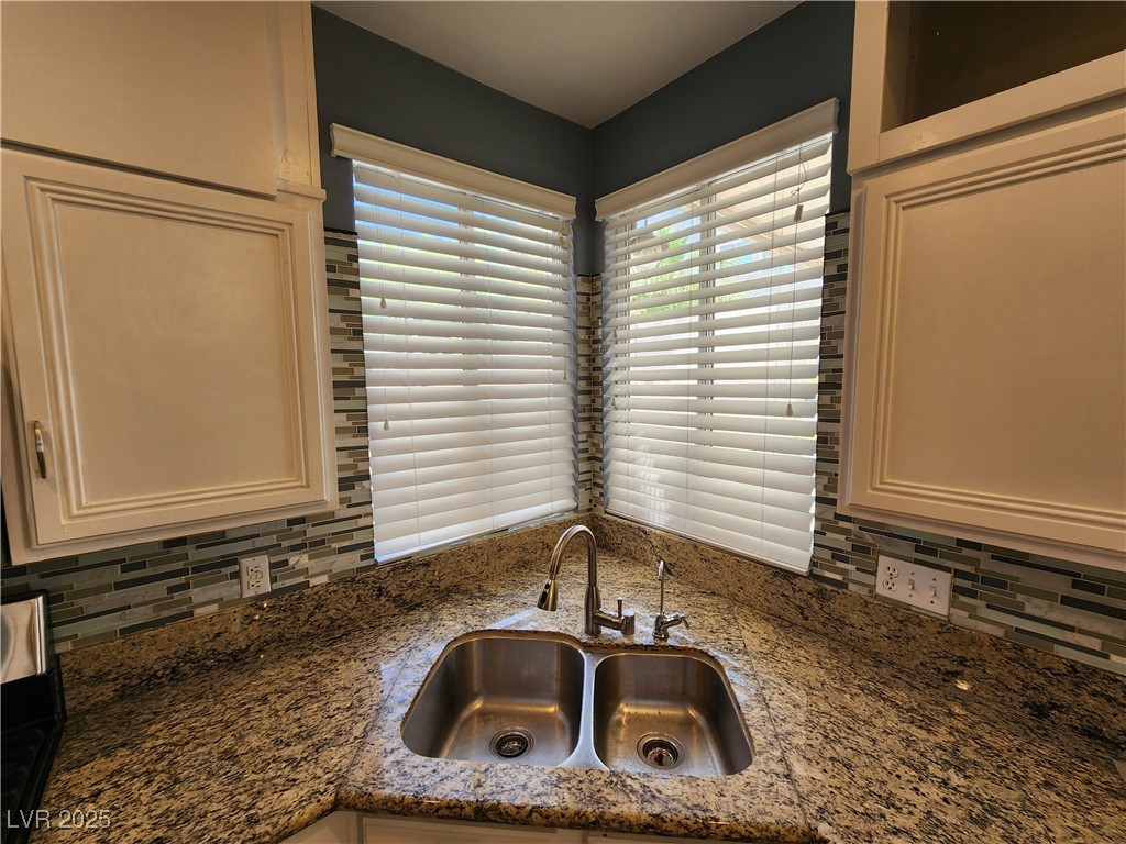 1805 Grand Rodeo Street