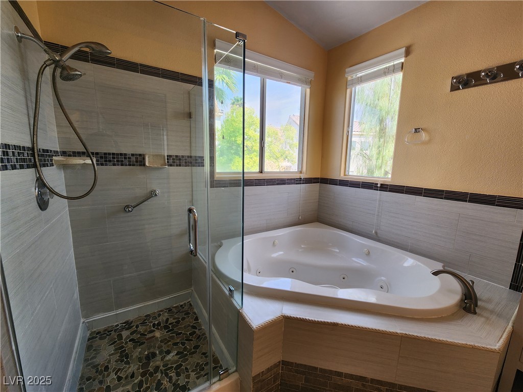 1805 Grand Rodeo Street