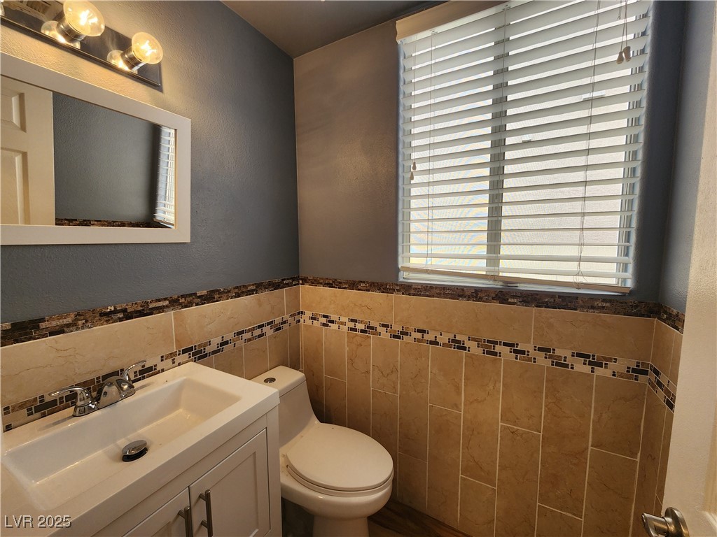 1805 Grand Rodeo Street