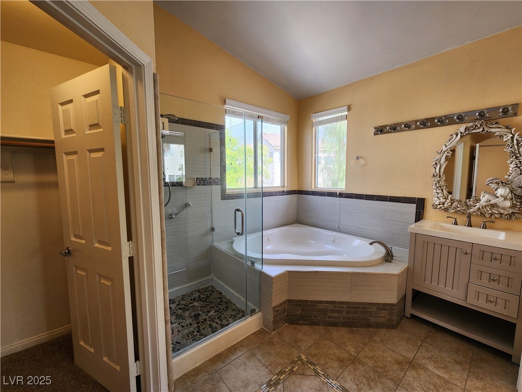 1805 Grand Rodeo Street