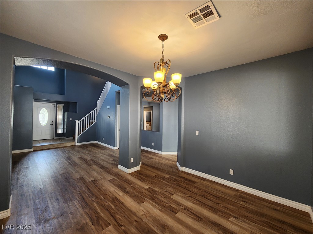 1805 Grand Rodeo Street