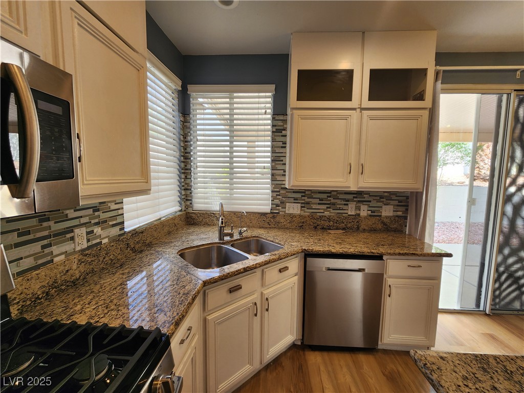 1805 Grand Rodeo Street