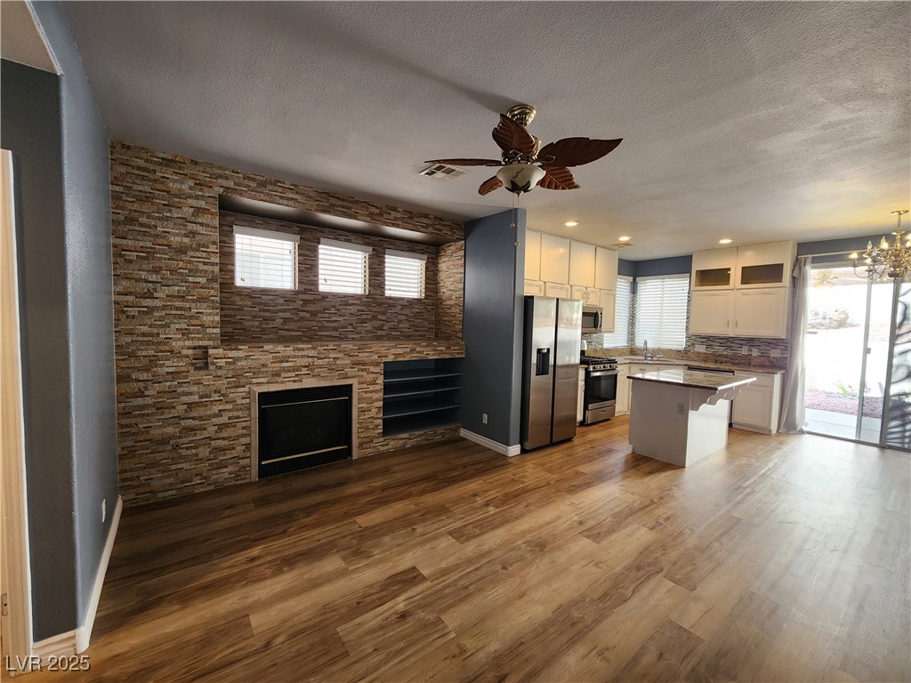 1805 Grand Rodeo Street