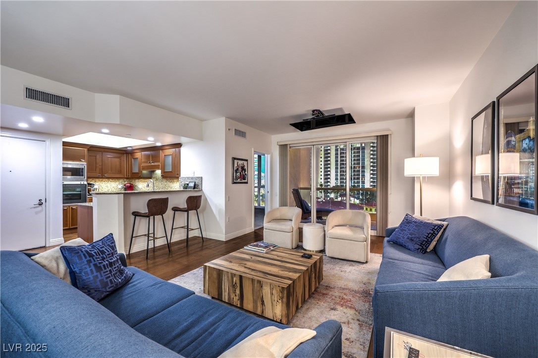 2777 Paradise Road 702