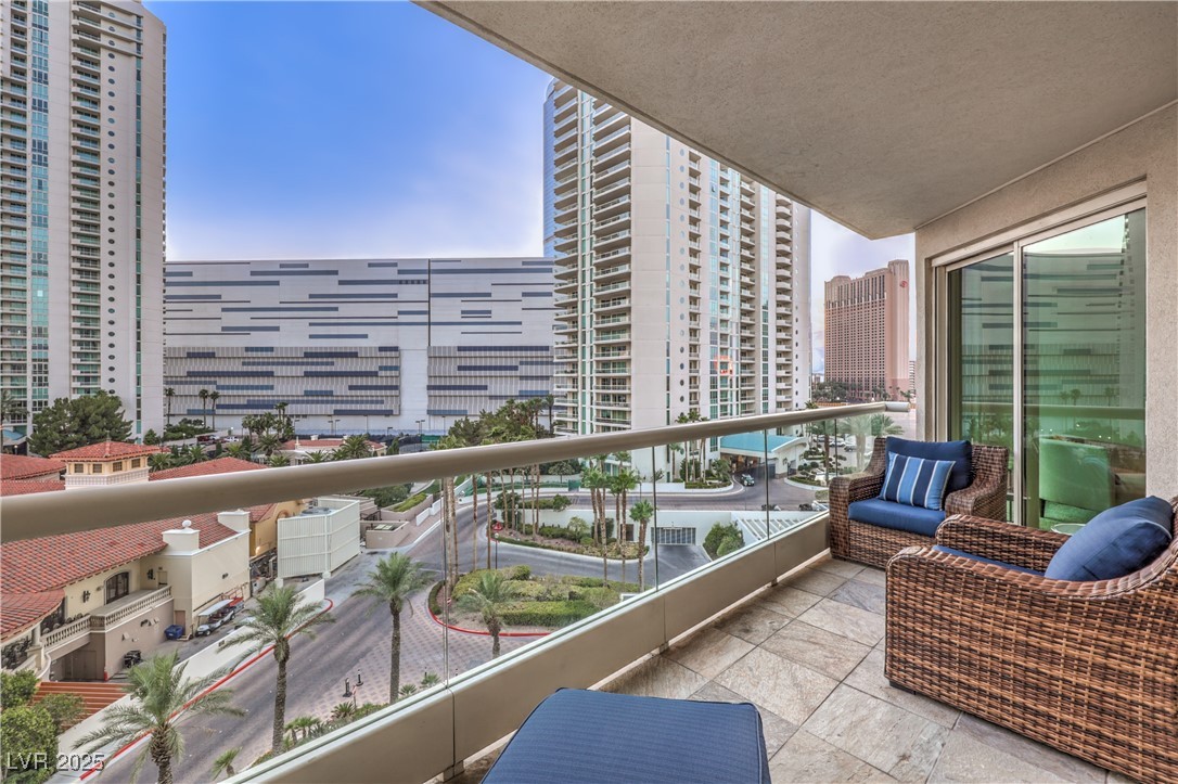 2777 Paradise Road 702