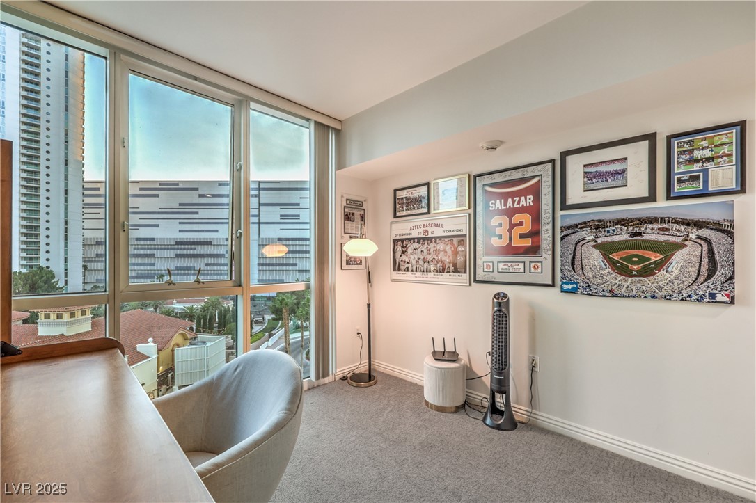 2777 Paradise Road 702