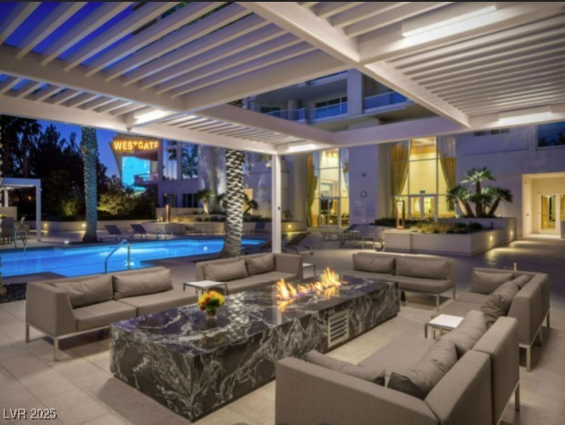 2777 Paradise Road 702