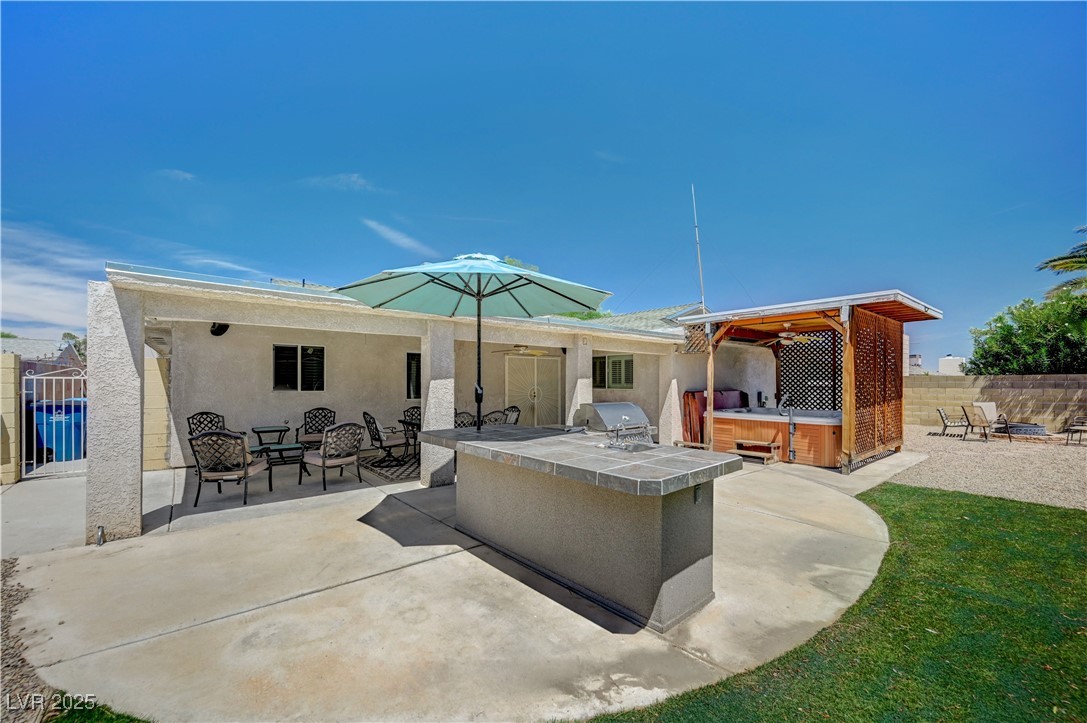 4363 El Cebra Way