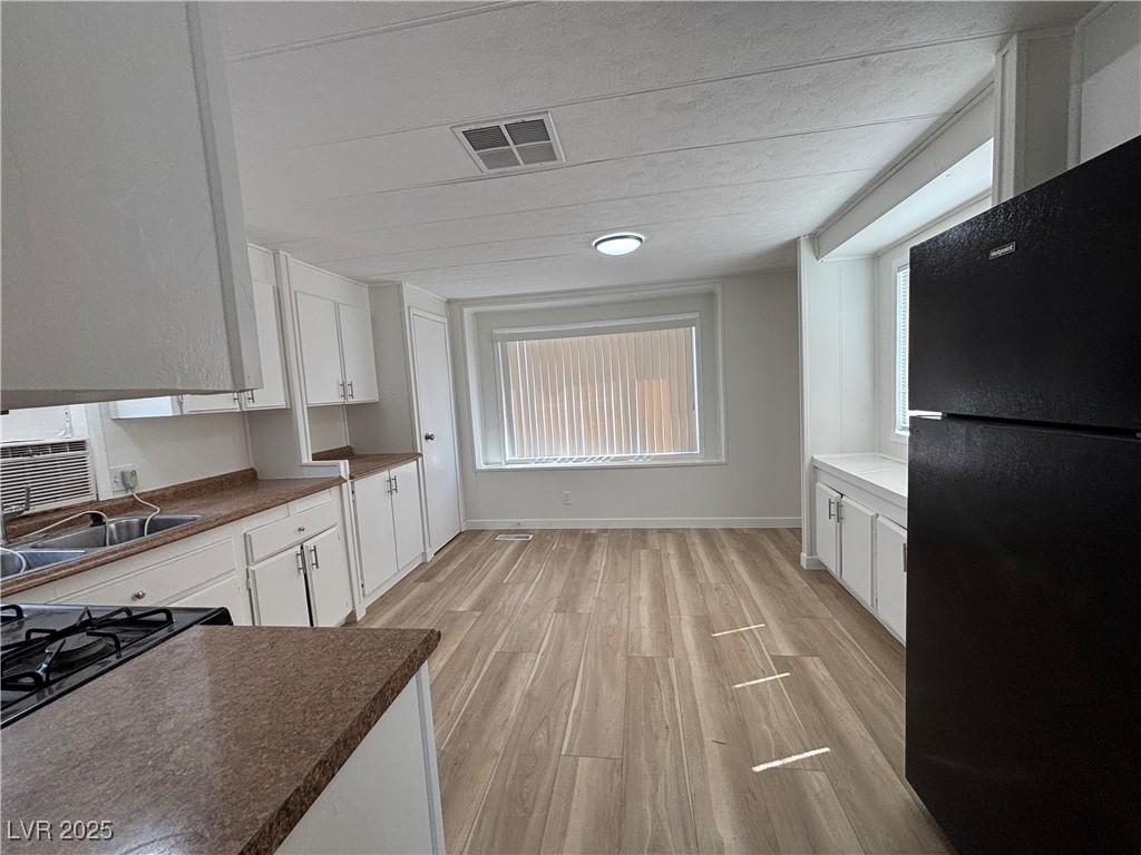 3104 East Nelson Avenue