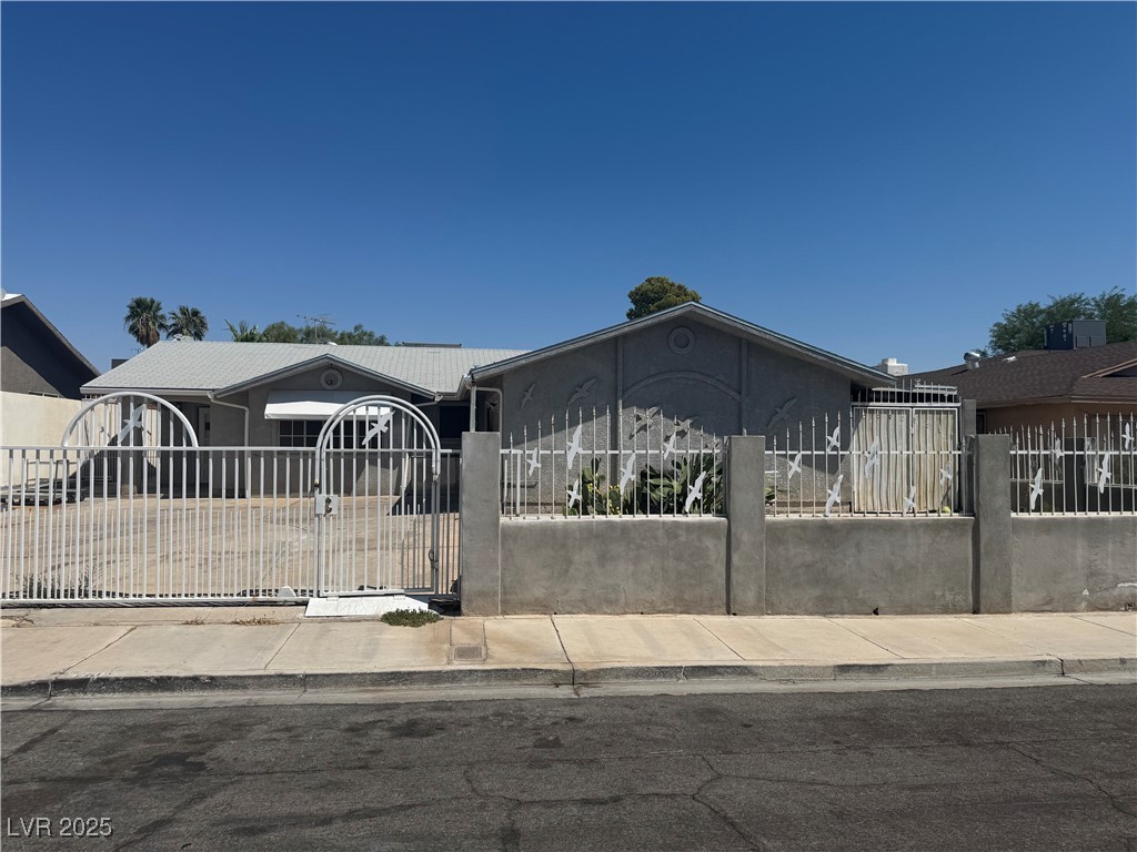 7612 Seagull Avenue