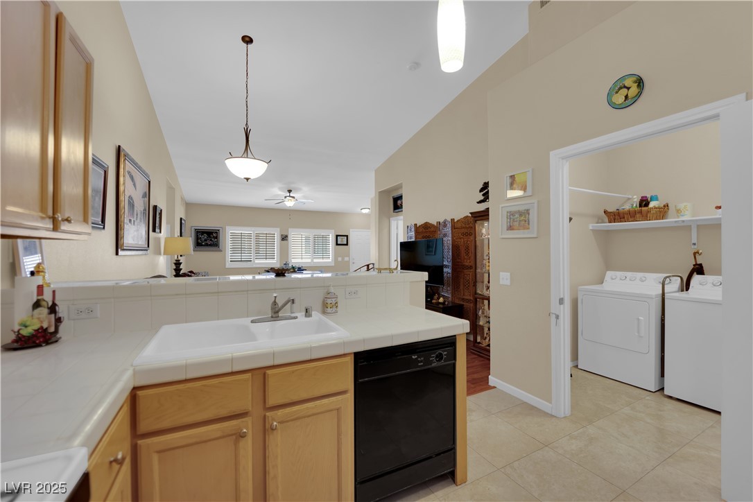 7450 South Eastern Avenue 2101