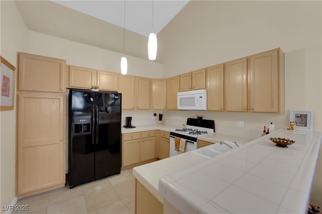 7450 South Eastern Avenue 2101