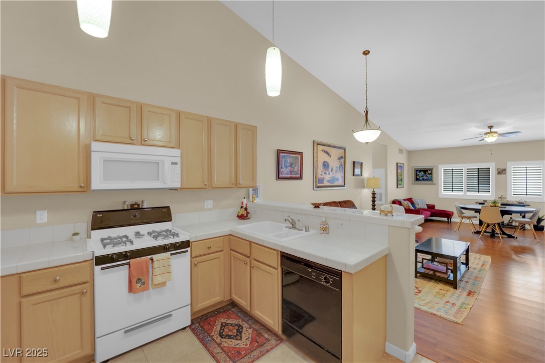 7450 South Eastern Avenue 2101