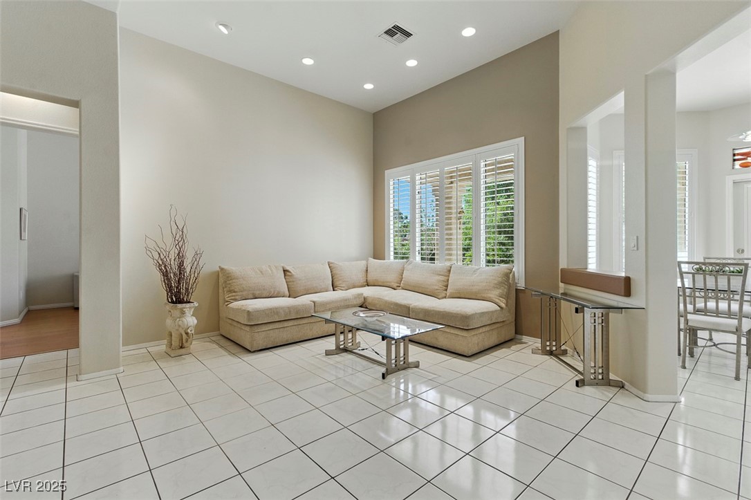10505 Longwood Drive