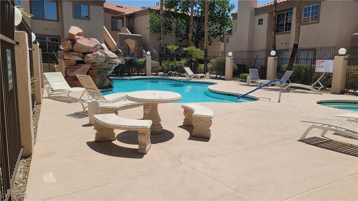 1851 Hillpointe Road 722