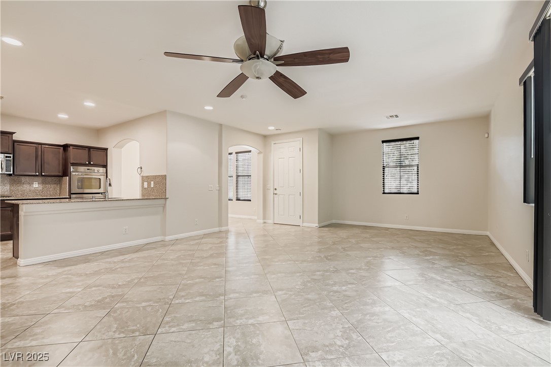 10933 Mount Pendleton Street