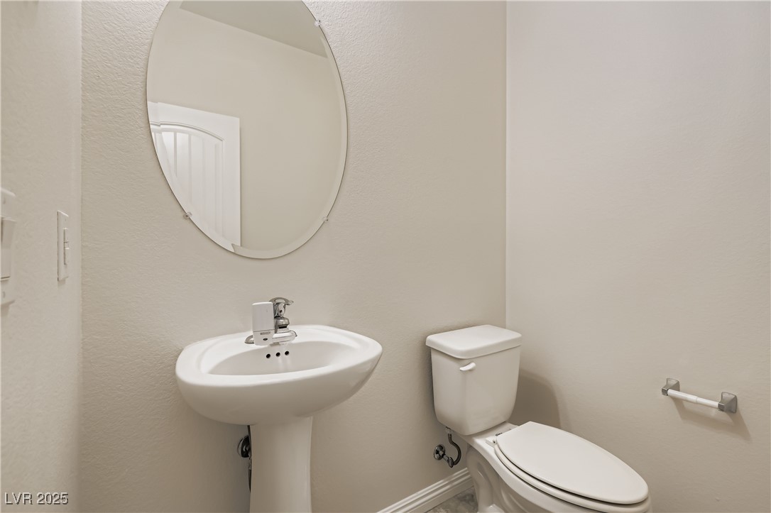 10933 Mount Pendleton Street