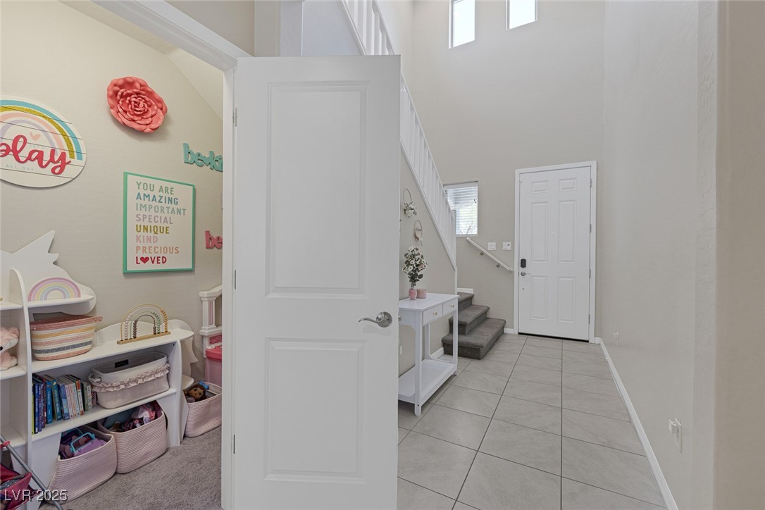 8123 Skye Chalet Street