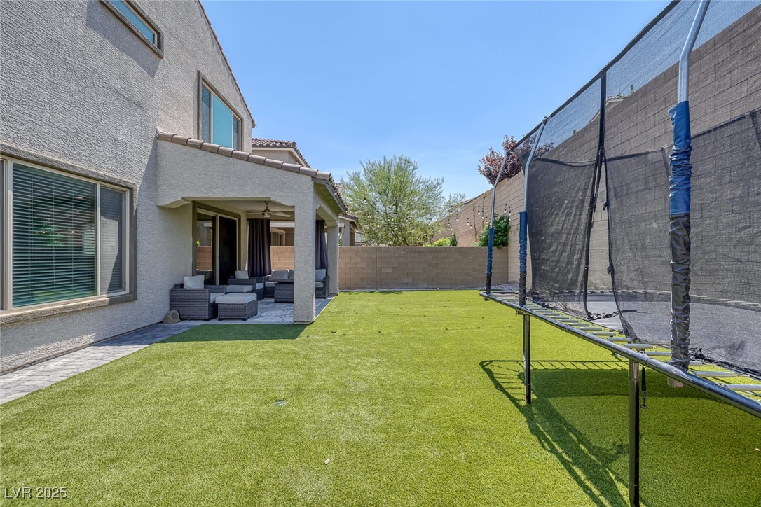 8123 Skye Chalet Street