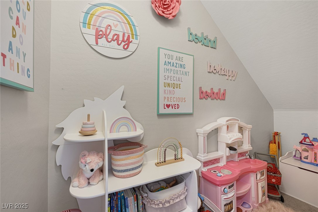 8123 Skye Chalet Street