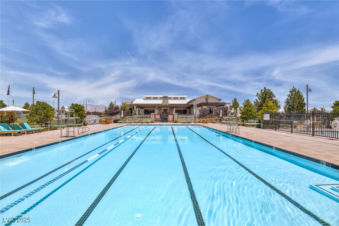 8123 Skye Chalet Street