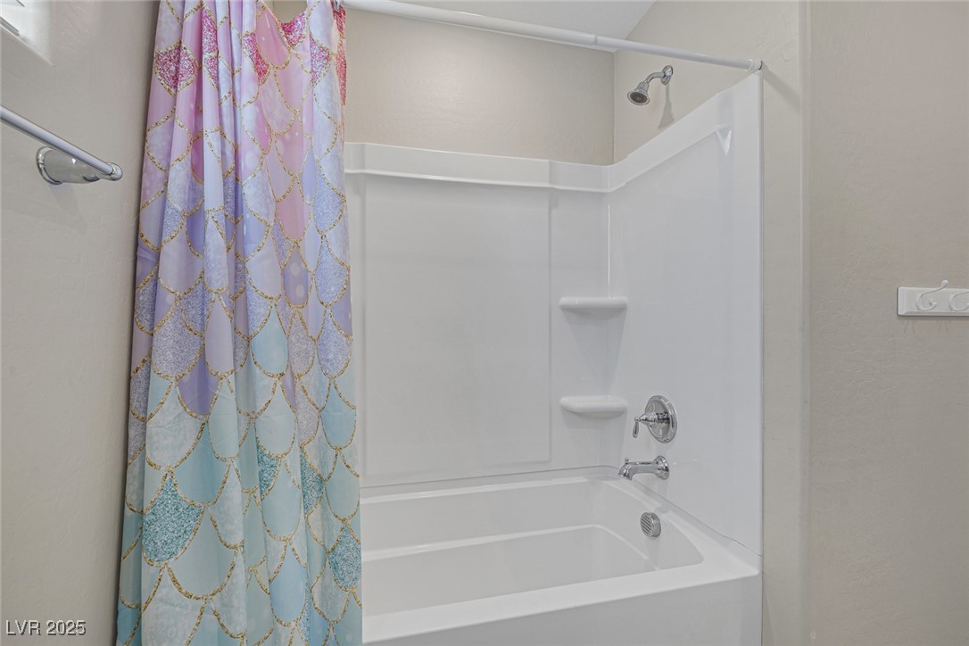 8123 Skye Chalet Street