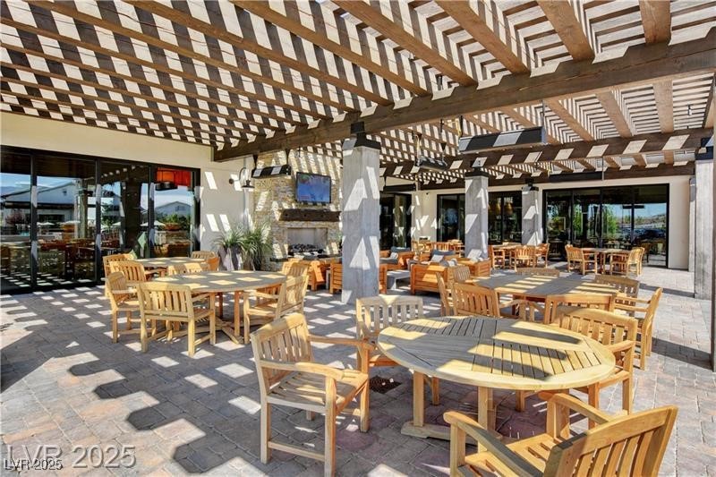 8123 Skye Chalet Street