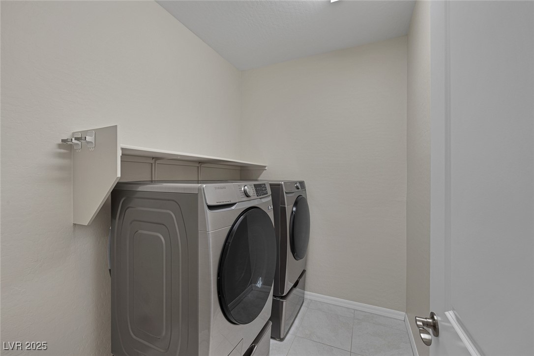 8123 Skye Chalet Street