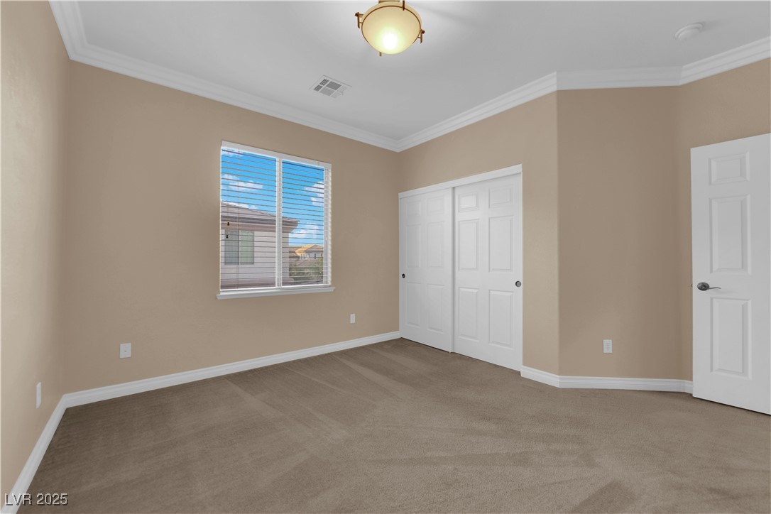 10057 Portula Valley Street