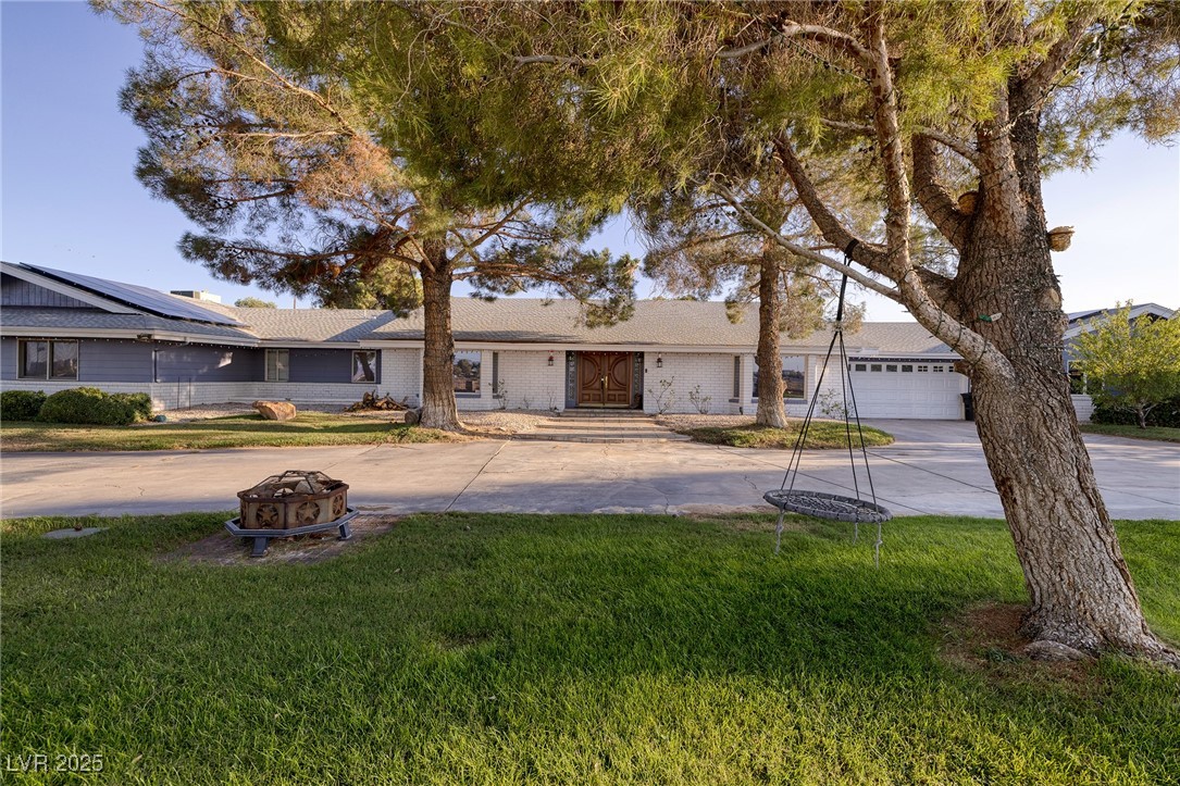 6635 West Oquendo Road