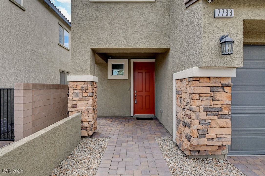 7733 Wishbone Falls Street