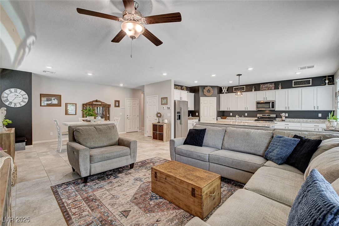 7733 Wishbone Falls Street