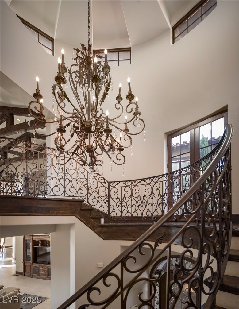 2 Awbrey Court